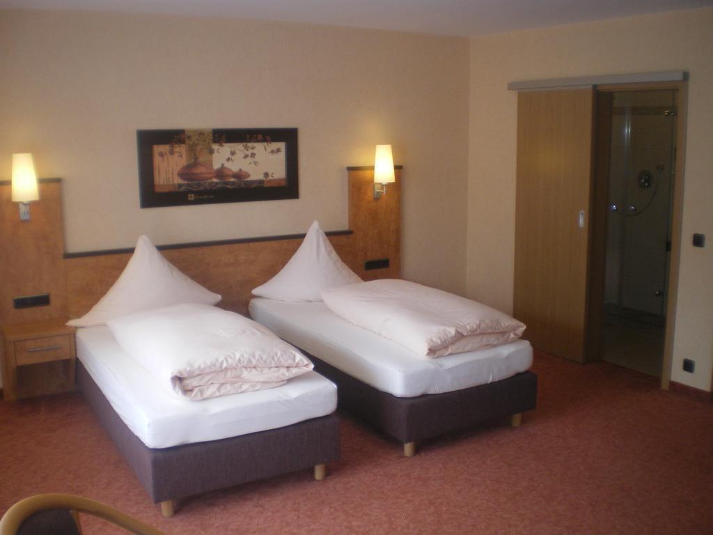Hotel Gasthof Kaesser أنسباخ المظهر الخارجي الصورة