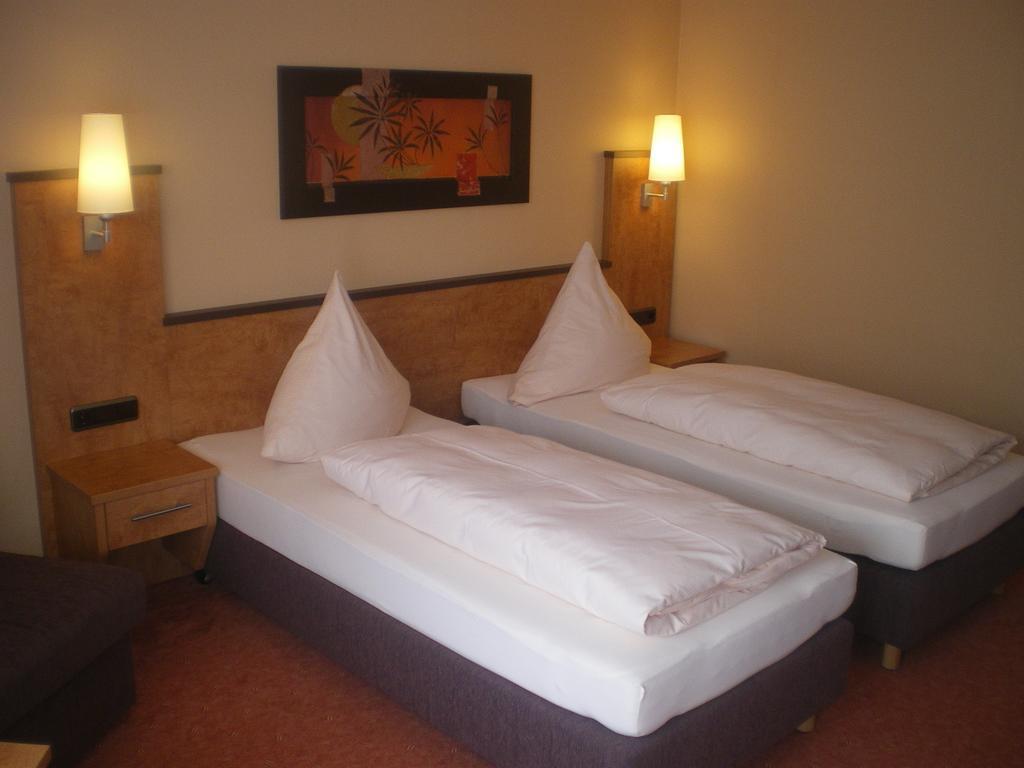 Hotel Gasthof Kaesser أنسباخ المظهر الخارجي الصورة