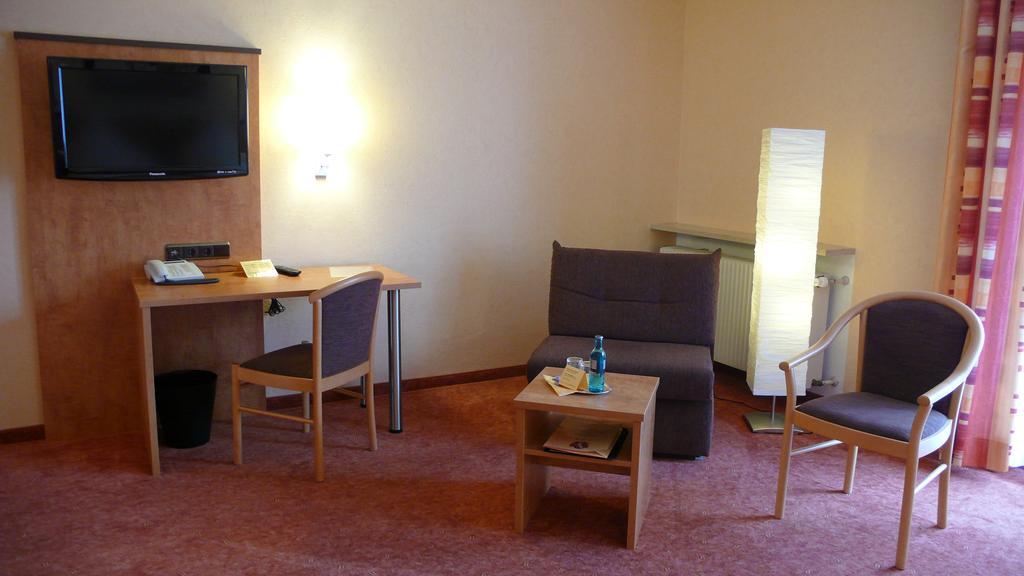 Hotel Gasthof Kaesser أنسباخ المظهر الخارجي الصورة