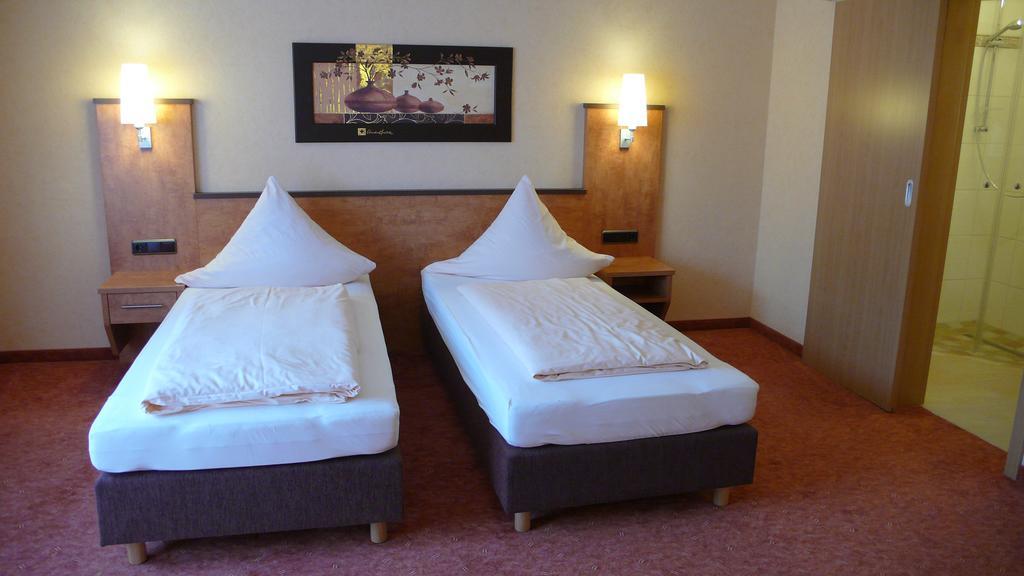 Hotel Gasthof Kaesser أنسباخ المظهر الخارجي الصورة