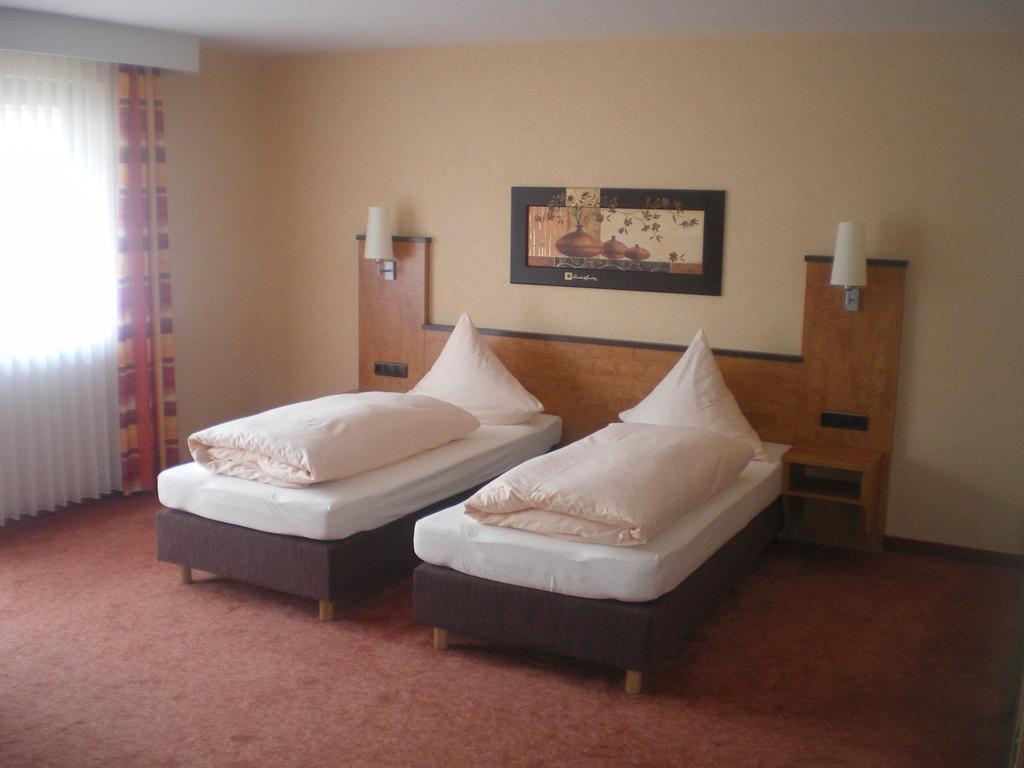 Hotel Gasthof Kaesser أنسباخ المظهر الخارجي الصورة