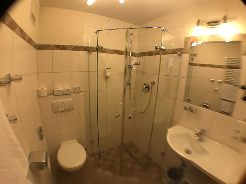 Hotel Gasthof Kaesser أنسباخ المظهر الخارجي الصورة